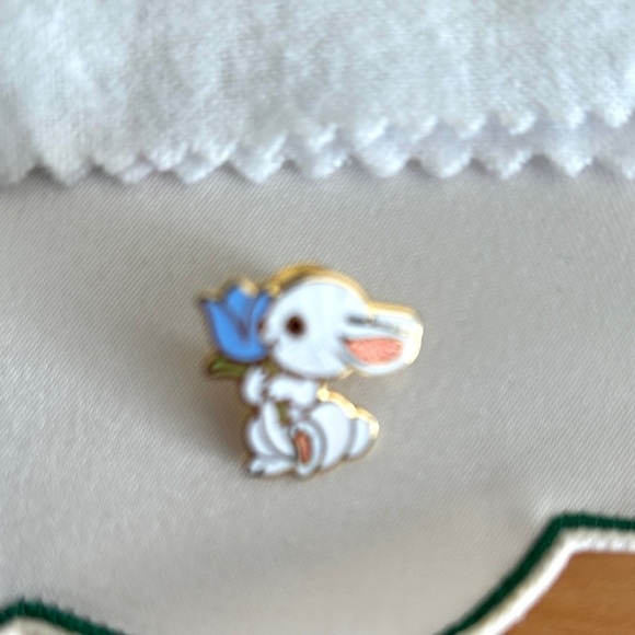 Spring Easter Jewelry Bundle Three Bunny Pins and Painted Egg Earrings Pastel - Picture 6 of 15